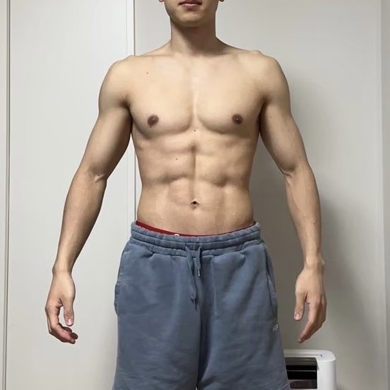 チートデイ翌日お腹