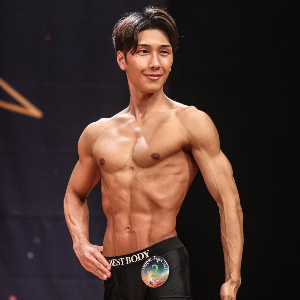 規定ポーズサイド